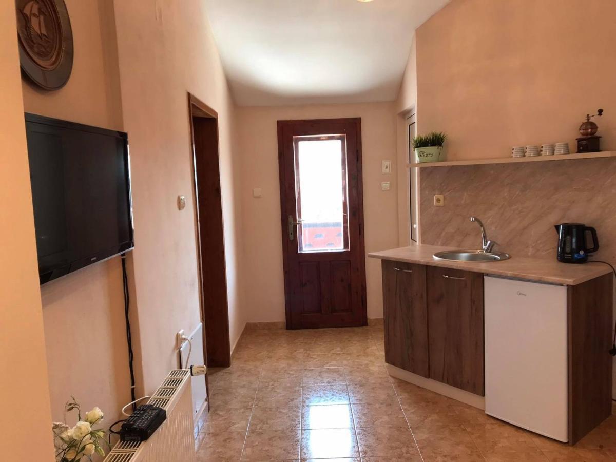 Къща За Гости Загорски Kalofer Exterior foto